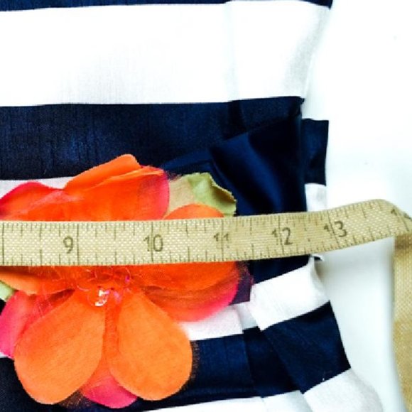 Girl's dress - Picture 8 of 12